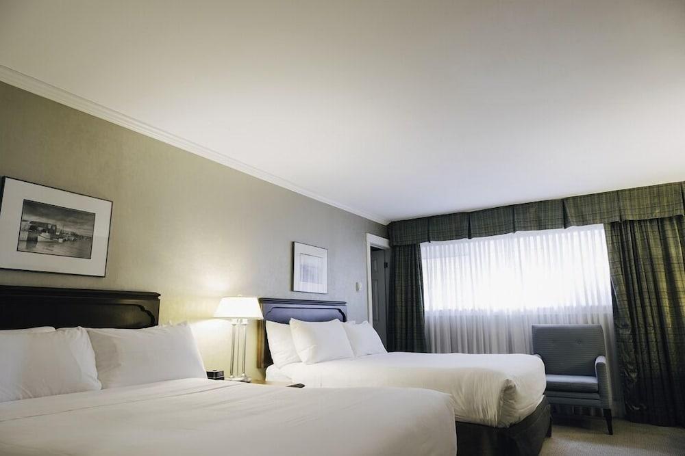 The Hotel On Pownal Charlottetown Bagian luar foto