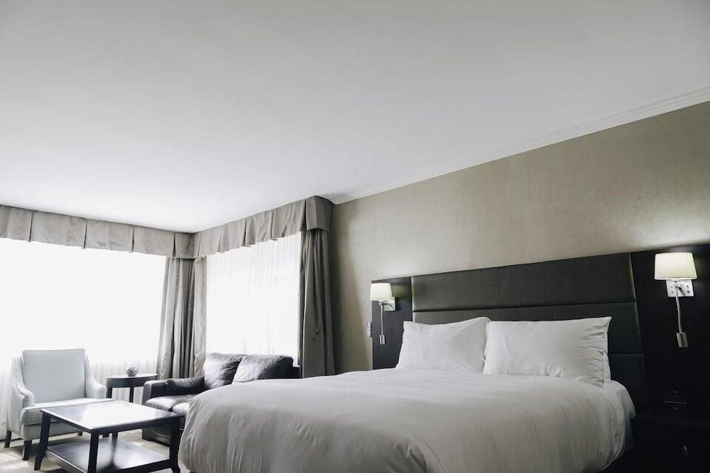 The Hotel On Pownal Charlottetown Bagian luar foto